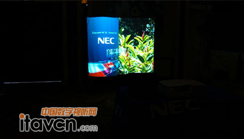 ͶӰ-1_(ti)NEC PA500X+